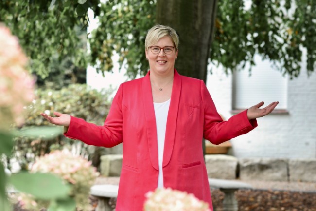 Annette Kolb -  spirituelle Lehrerin & Astrologin 